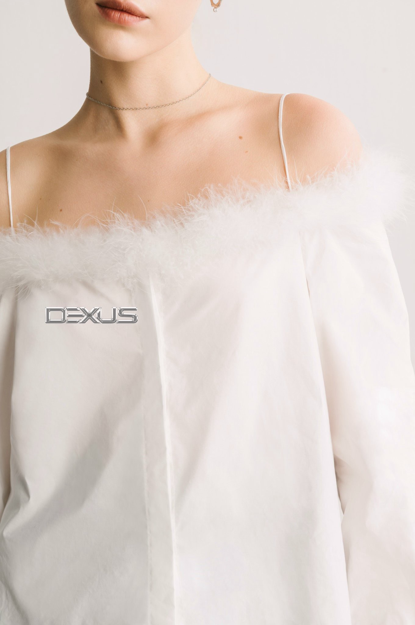 [DEXUS] ÁO TRỄ VAI MIX VIỀN LÔNG FEATHER TOP -  DXA140664