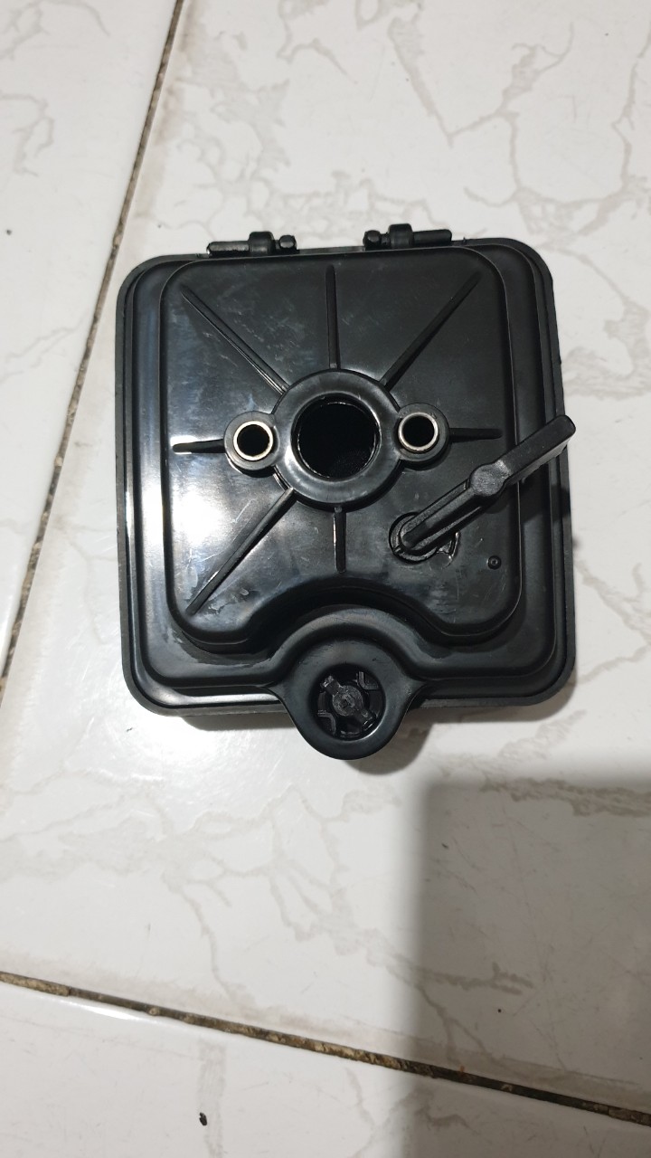 ( HỘP) LỌC GIÓ ( POE) MÁY CẮT CỎ 2 THÌ 330/430