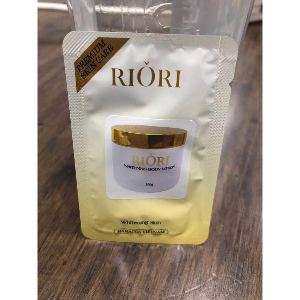 (DẠNG GÓI) Kem Dưỡng Trắng Body RIORI 1,5g