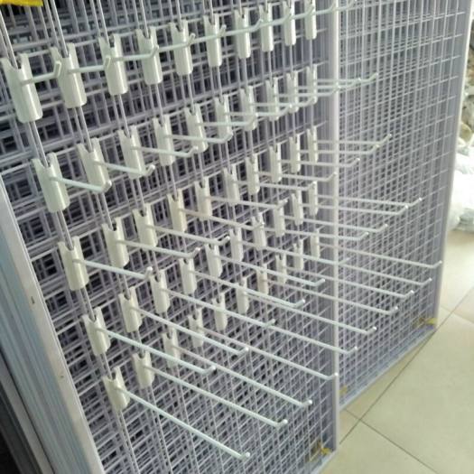 Móc cài lưới sắt mạ kẽm sáng bóng