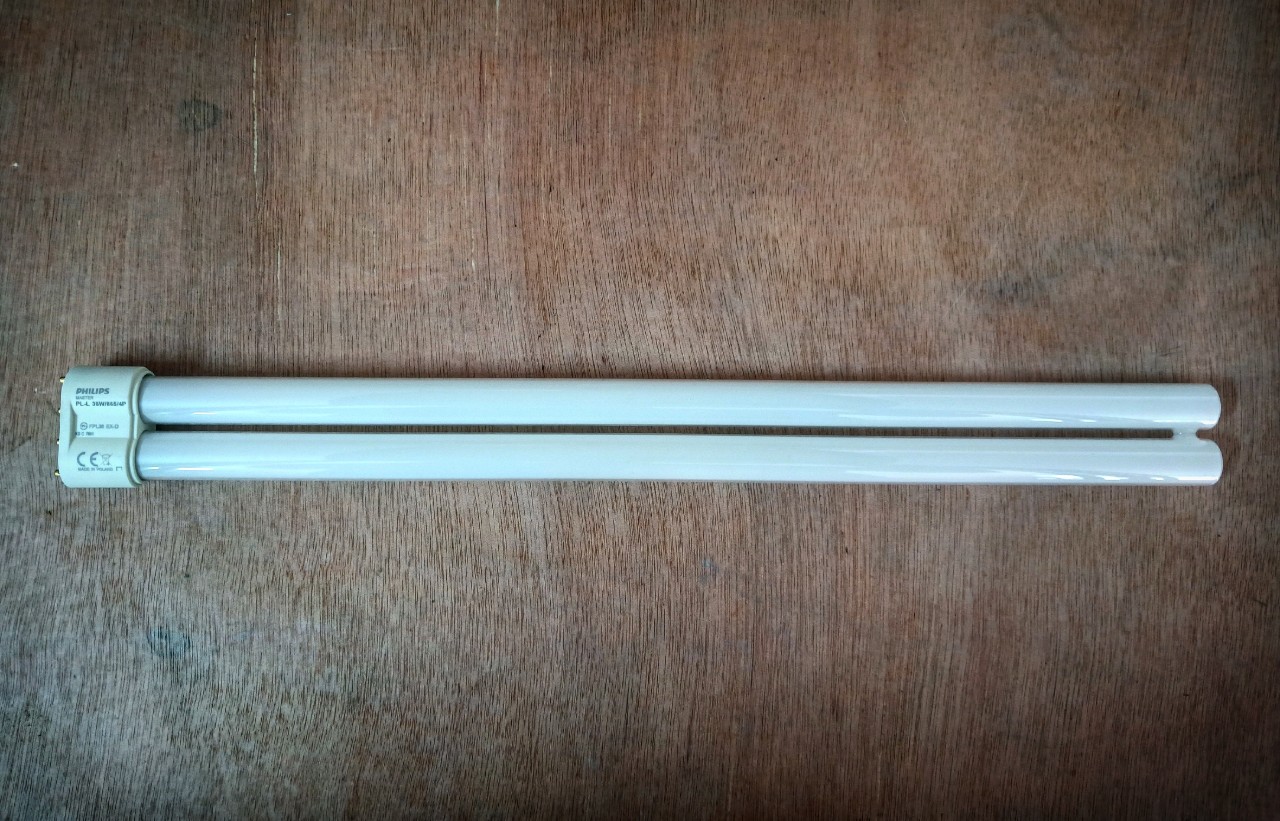 (SALE) Bóng đèn bể cá 36W Philips Master PL-L 36W/865/4P