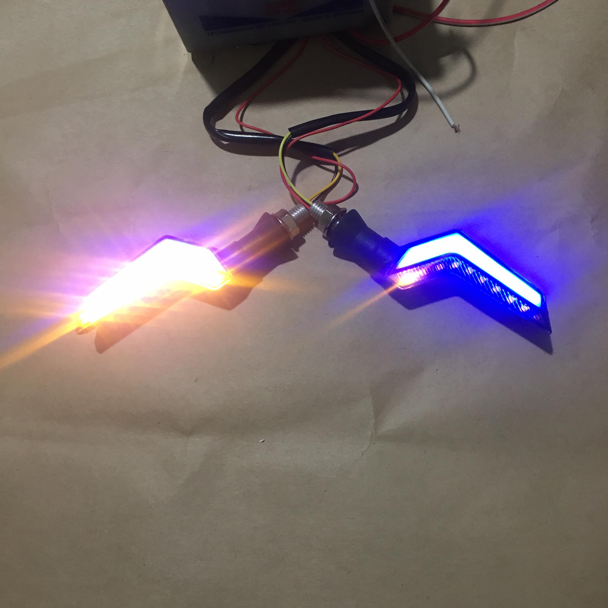 Đèn xi nhan led X1R chạy hiệu ứng dòng chảy ( GIÁ 1 ĐÔI )