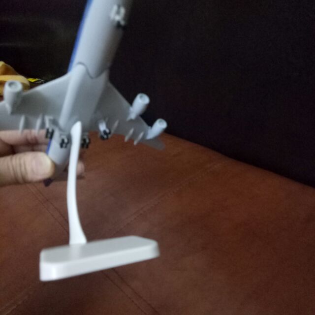Mô hình máy bay tĩnh KLM 20cm B747