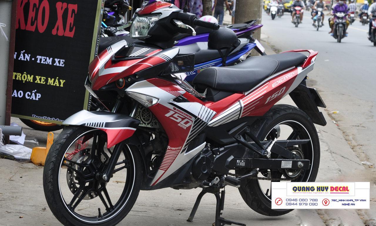 Tem trùm xe máy Exciter 150 đỏ đen sọc trắng -  làm tem xe máy ex150 theo yêu cầu - Tem xe máy ex 150 rẻ và đẹp