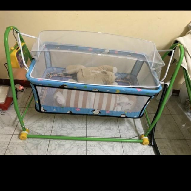 Võng tự đưa cho bé (sản phẩm có khung+võng+máy đưa +sạc)