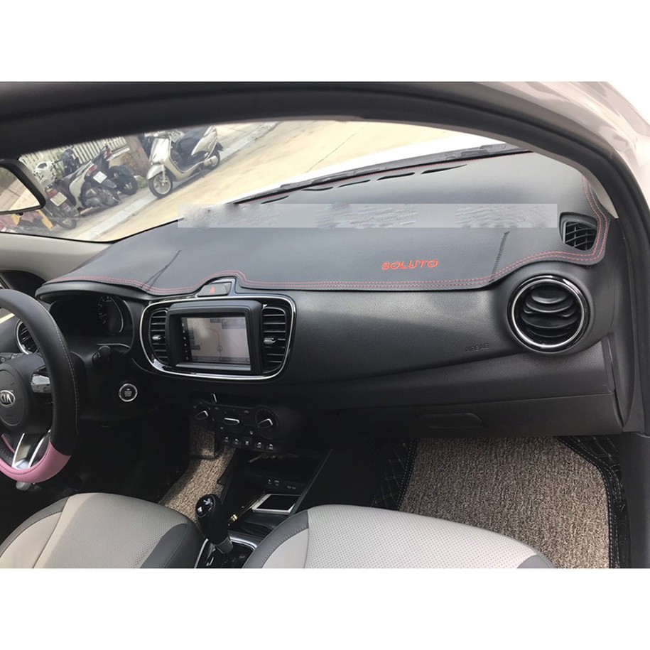 Thảm taplo da cacbon cao cấp chuẩn form kia soluto đời 2019-2021