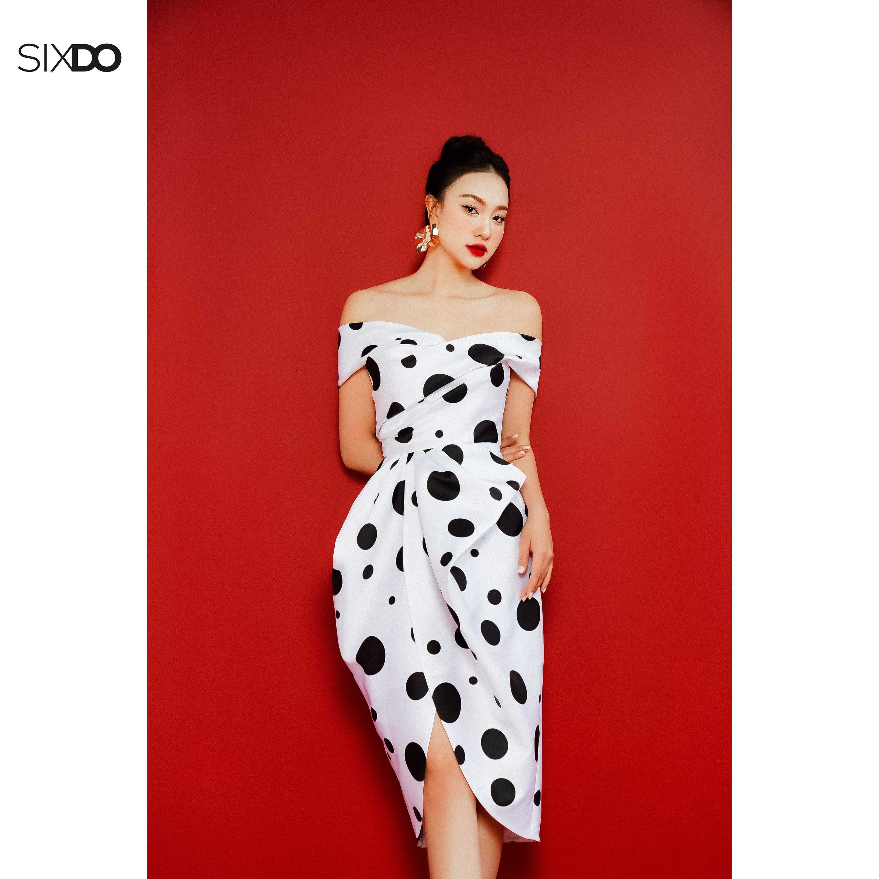 Đầm taffeta trắng chấm bi đen SIXDO (White Polka Dots Midi Taffeta Dress)