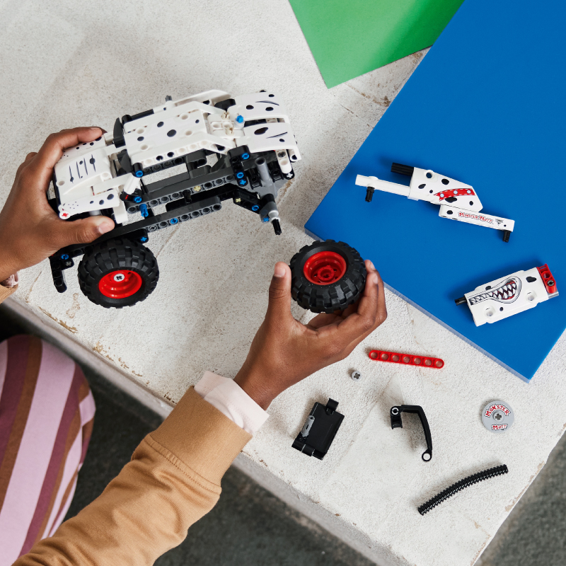 Đồ Chơi Lắp Ráp LEGO Technic Chiến Xe Mutt™ Dalmatian 42150 (244 chi tiết)