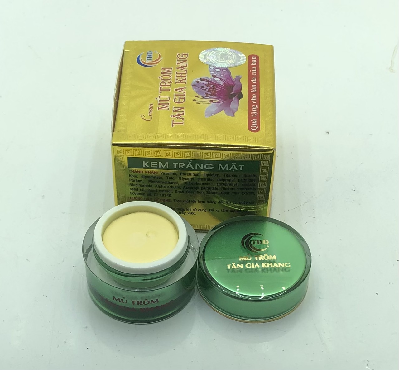 Kem  trắng da mặt MỦ TRÔM TÂN GIA KHANG 6g