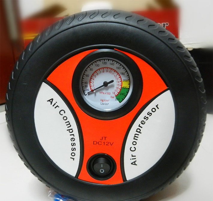 Máy Bơm Lốp Ô Tô Mini Air Compressor tiện lợi