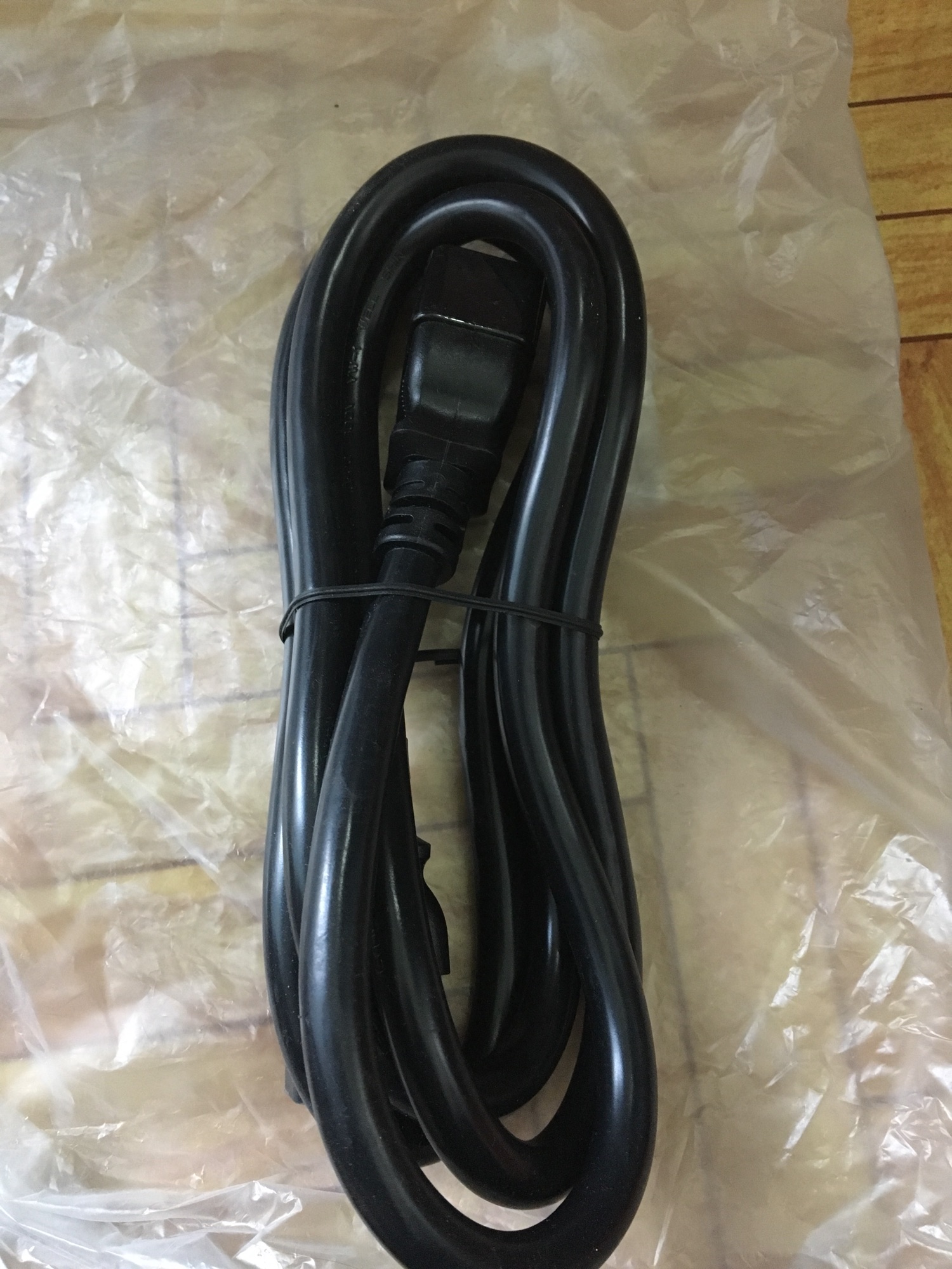Dây nguồn c13 c14 cho UPS, PDU