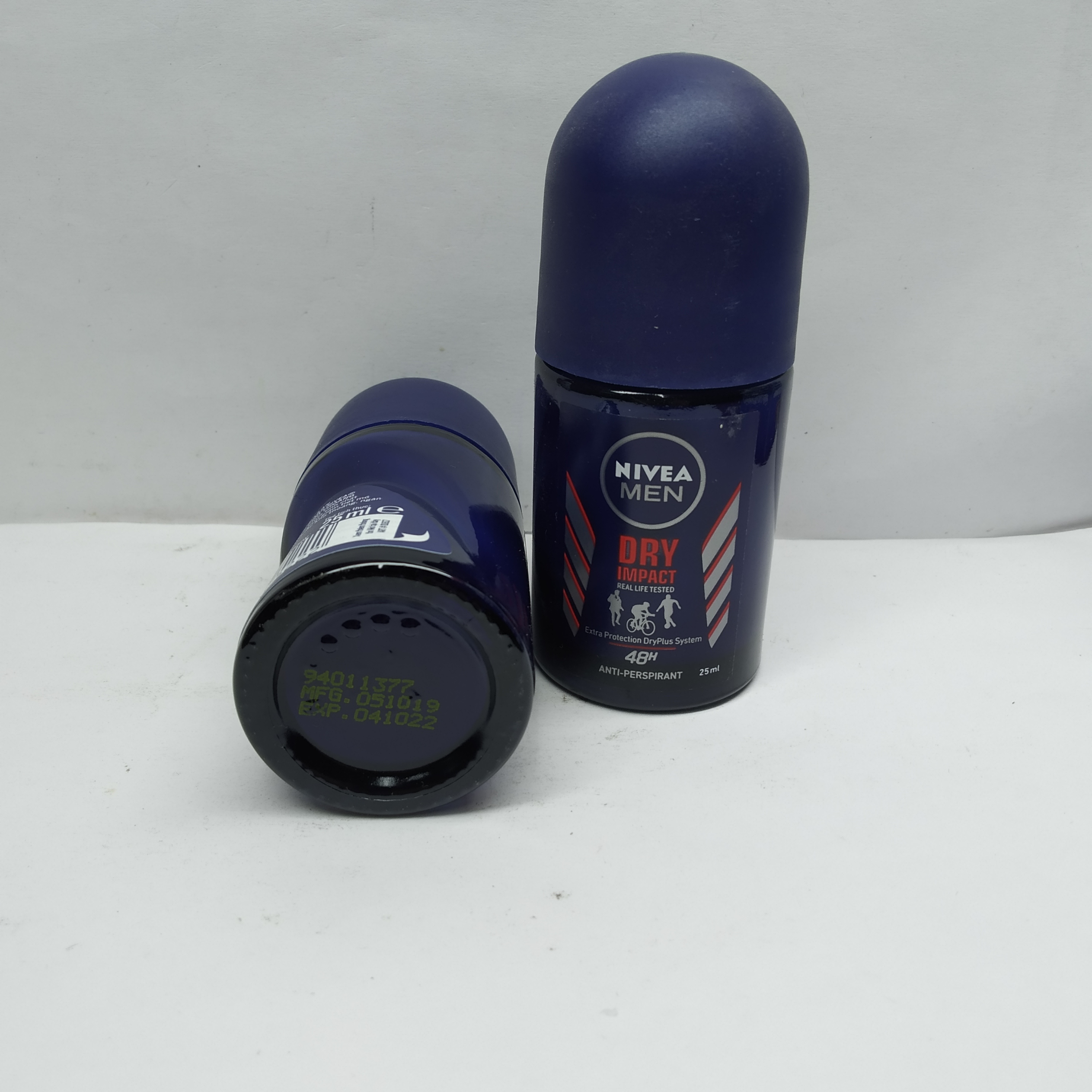 Lăn Khử Mùi Nivea Men Dry Impact 50ml
