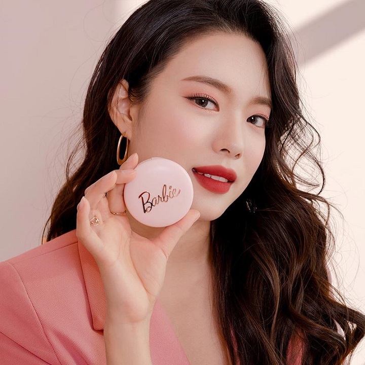 Phấn phủ dạng nén Eglips Barbie Blur Powder Pact 9g