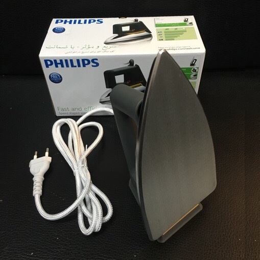 Bàn ủi Philips model HD1172