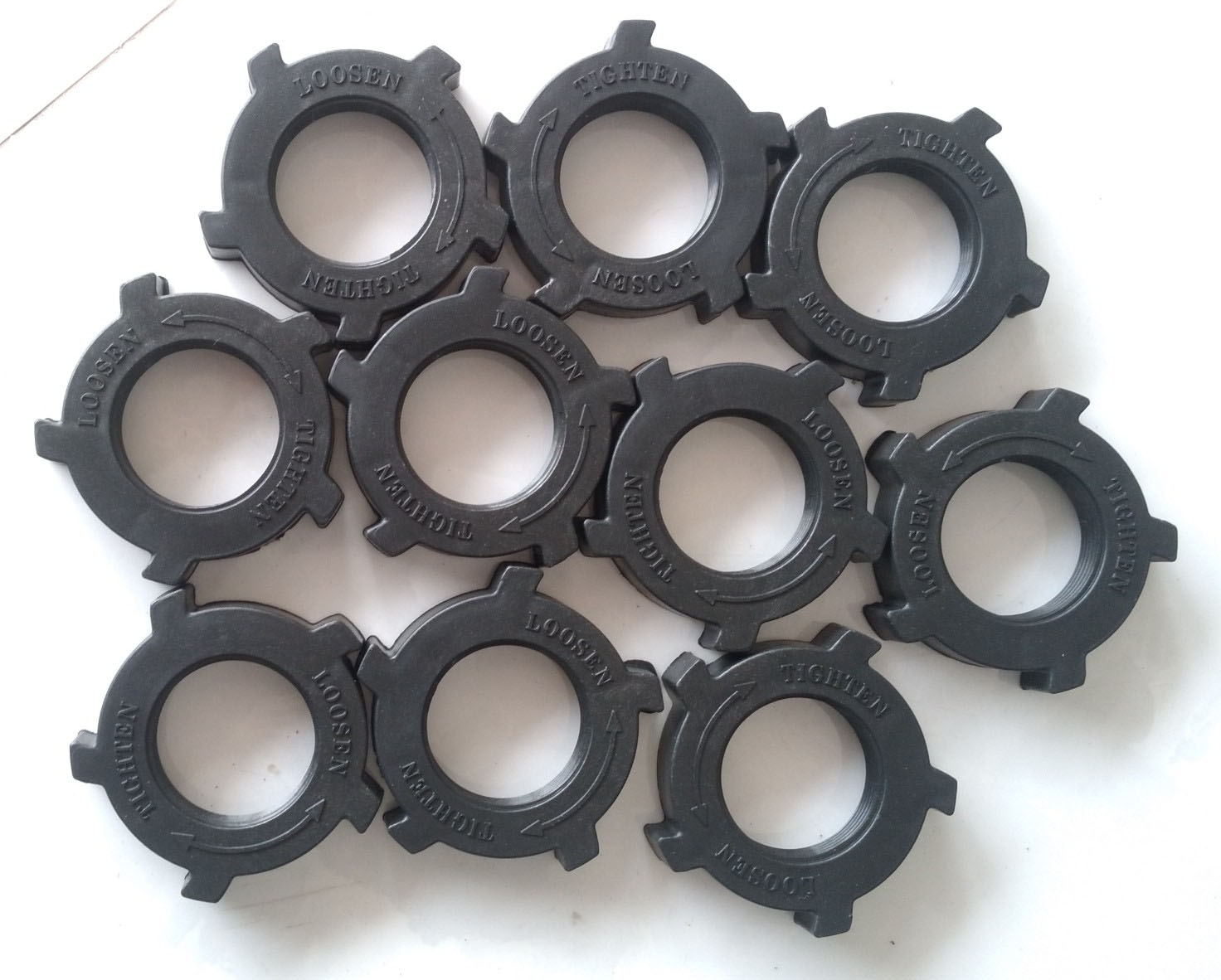 10 cái chặn lồng quạt , 10 cái chặn cánh quạt , 10 cái nút kéo