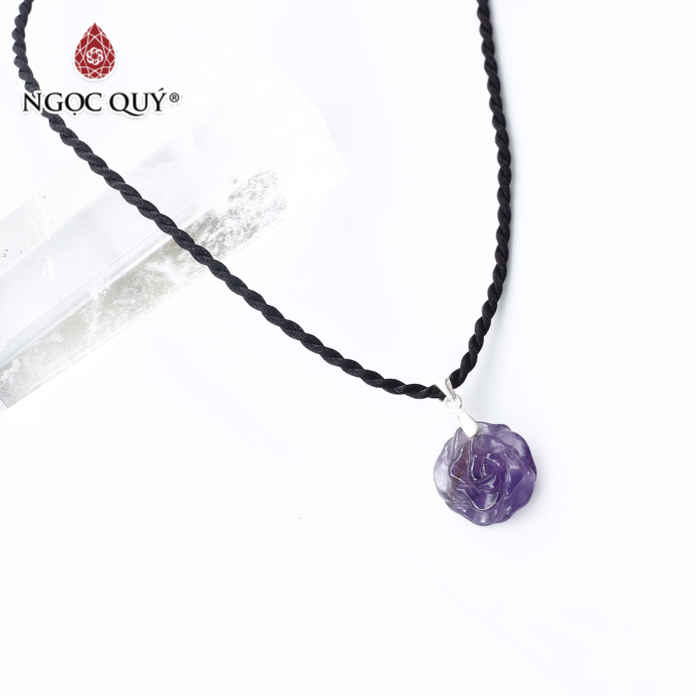 Mặt dây chuyền hoa mẫu đơn thạch anh tím mệnh hỏa thổ - Ngọc Quý Gemstones