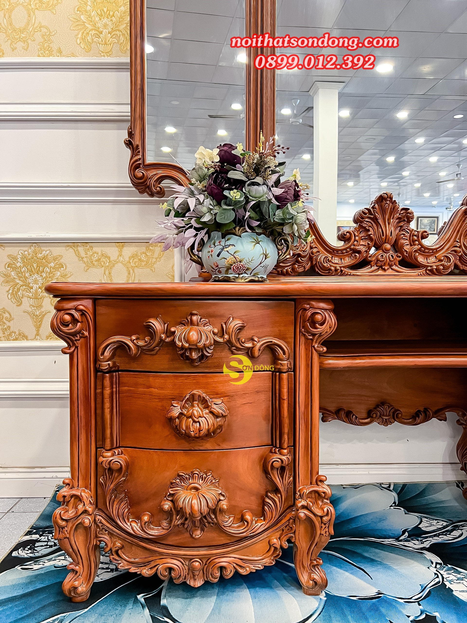 Bàn phấn hoàng gia Châu Âu Luxury 2021