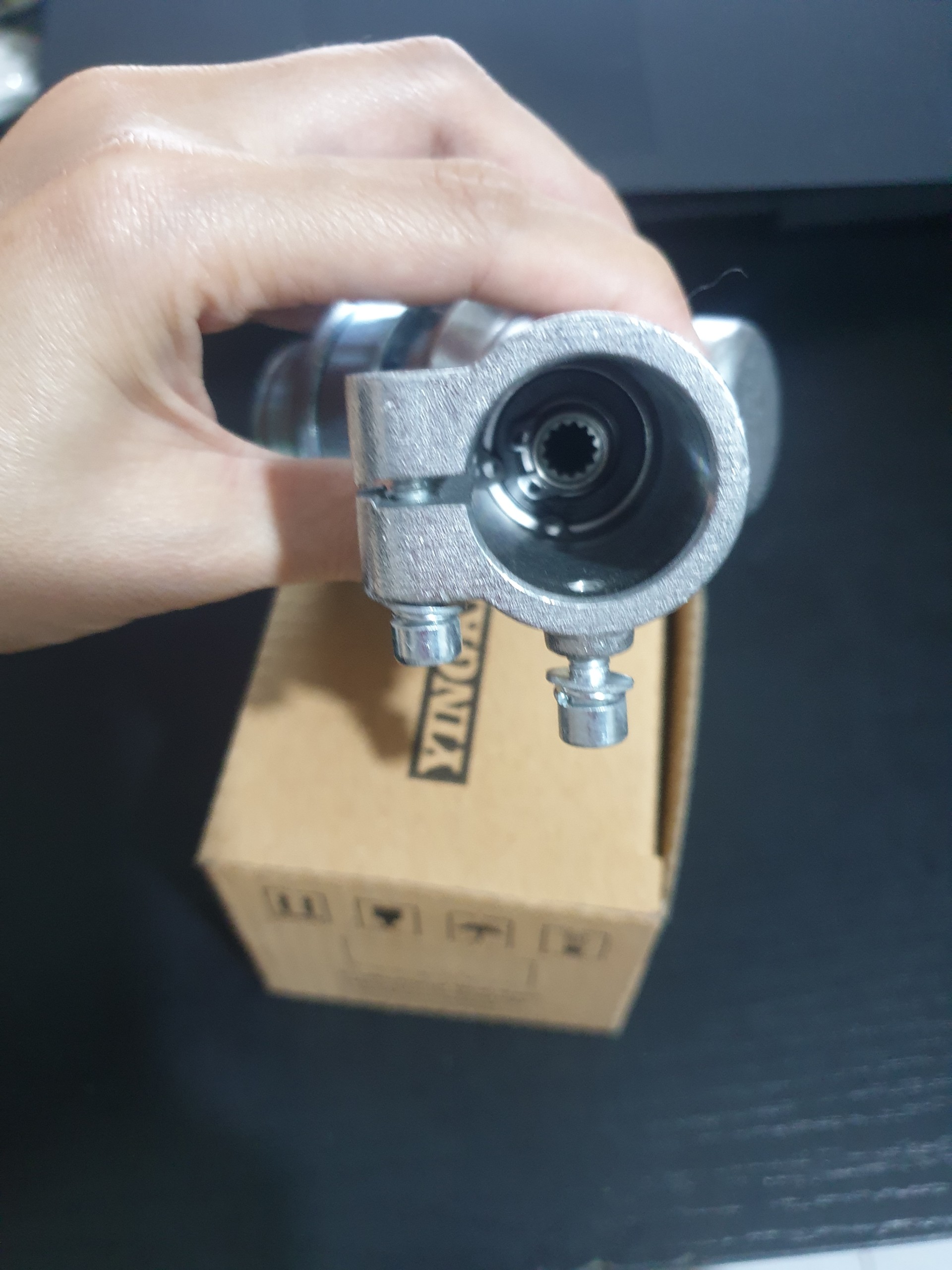 [HCM]Đầu bò ( dao) phi 24mm - 13 khía rãnh máy cắt cỏ.  XÁC NHỎ