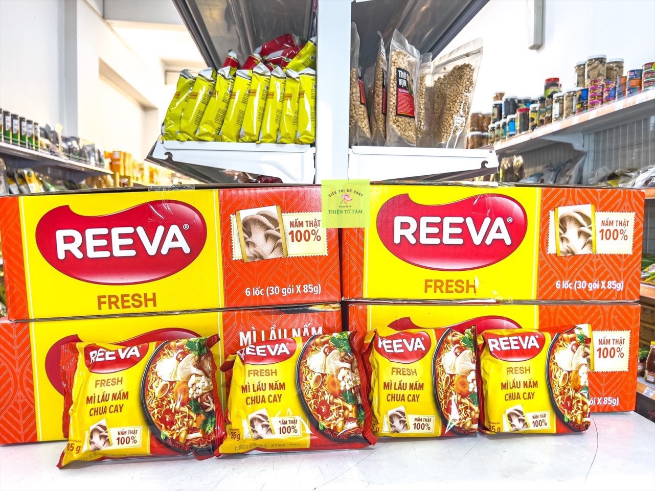 Mì lẩu nấm chay reeva hương vị chua cay khó cưỡng thùng 30 gói