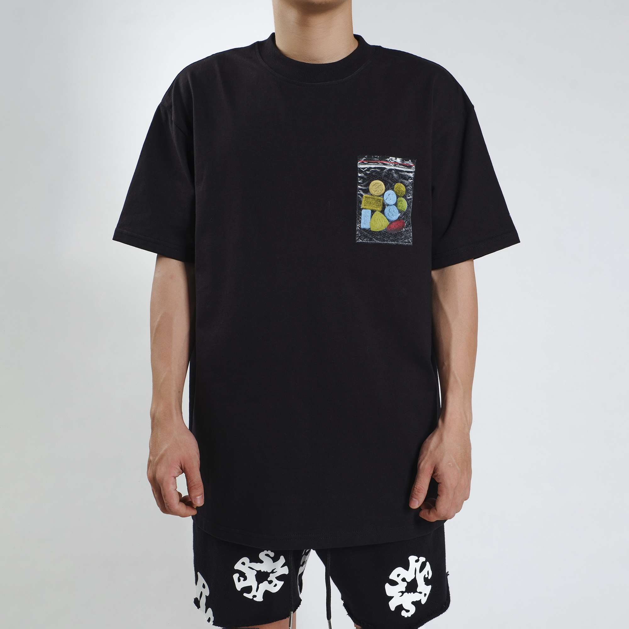 [Nhập LAZLOOK99- giảm 100k đơn 500k|[SMAKER] Áo thun 100% cotton hình kẹo - XTC TEE IN BLACK