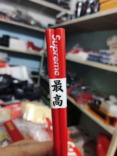 Đũa ăn Supreme (Supreme Chopsticks Set Red)