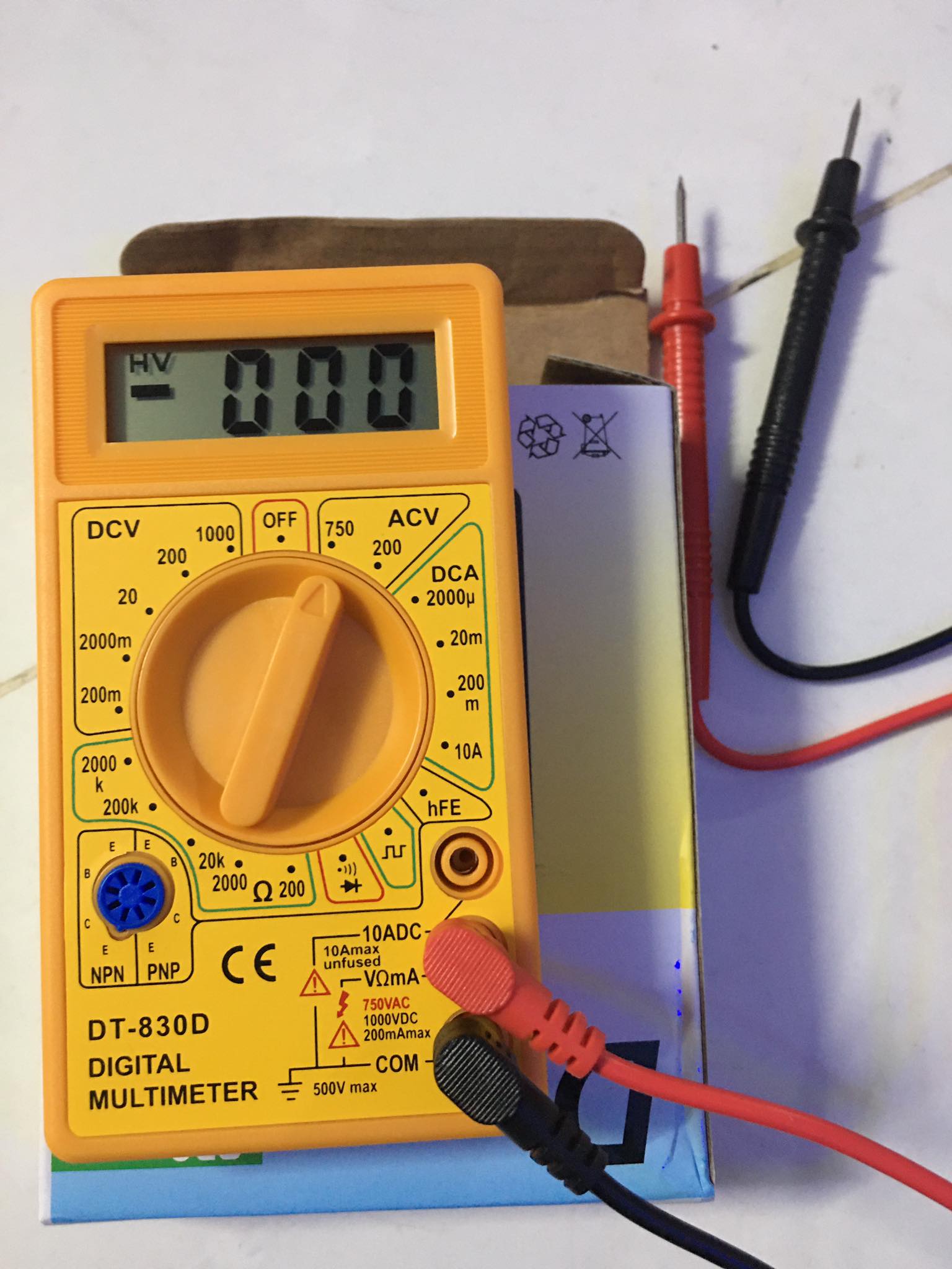 Đồng hồ đo vạn năng cho thợ điện tử DT-830D ( Loa báo thông mạch)