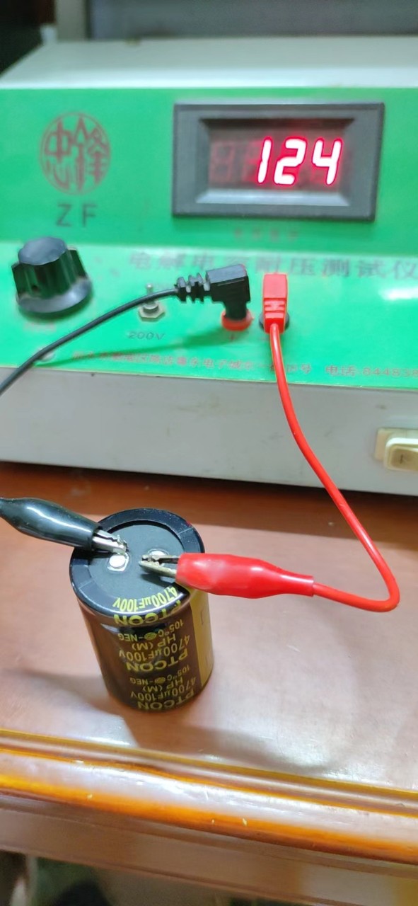 TỤ NGUỒN 100V 6800 uF hàng nhập HTCON - 1 TỤ