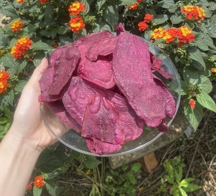 Khoai lang tím sấy giòn đặc sản Đà Lạt