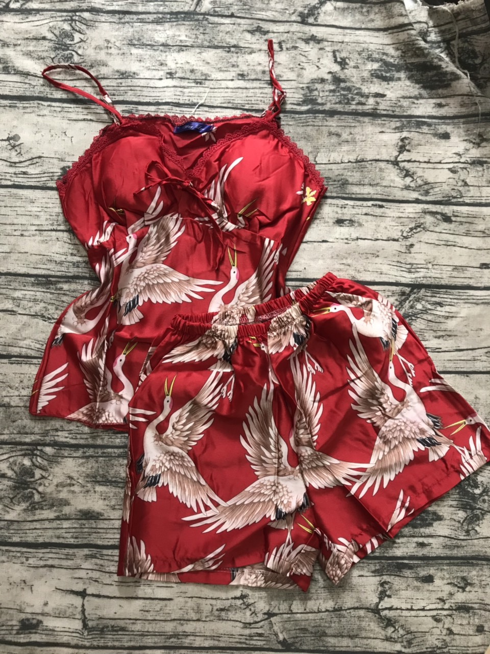 Bộ đồ ngủ 2 dây lụa satin hàng thiết kế