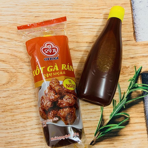 Xốt gà rán vị ngọt Ottogi 325g