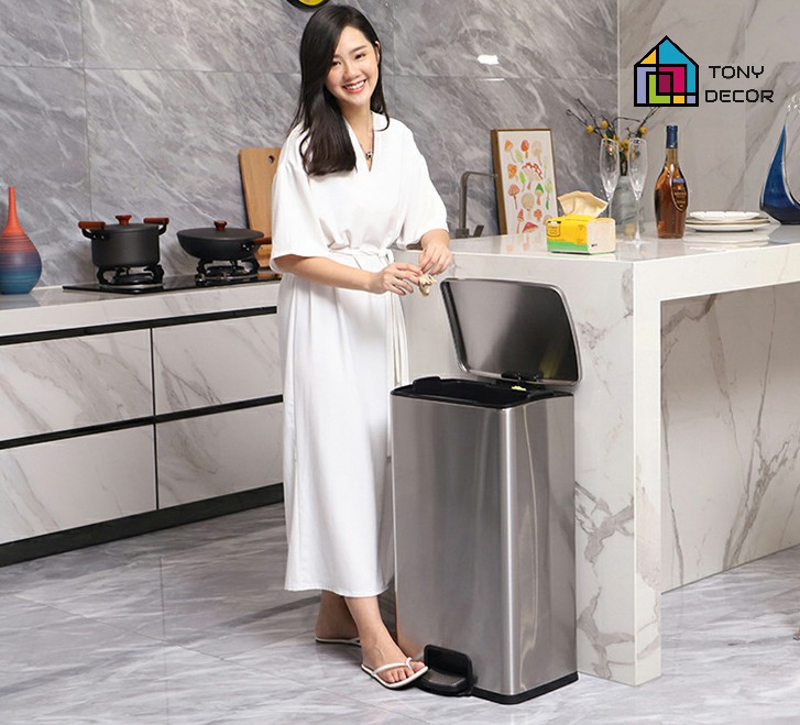 THÙNG RÁC GIANT&FUZZY TRASH BIN 30L