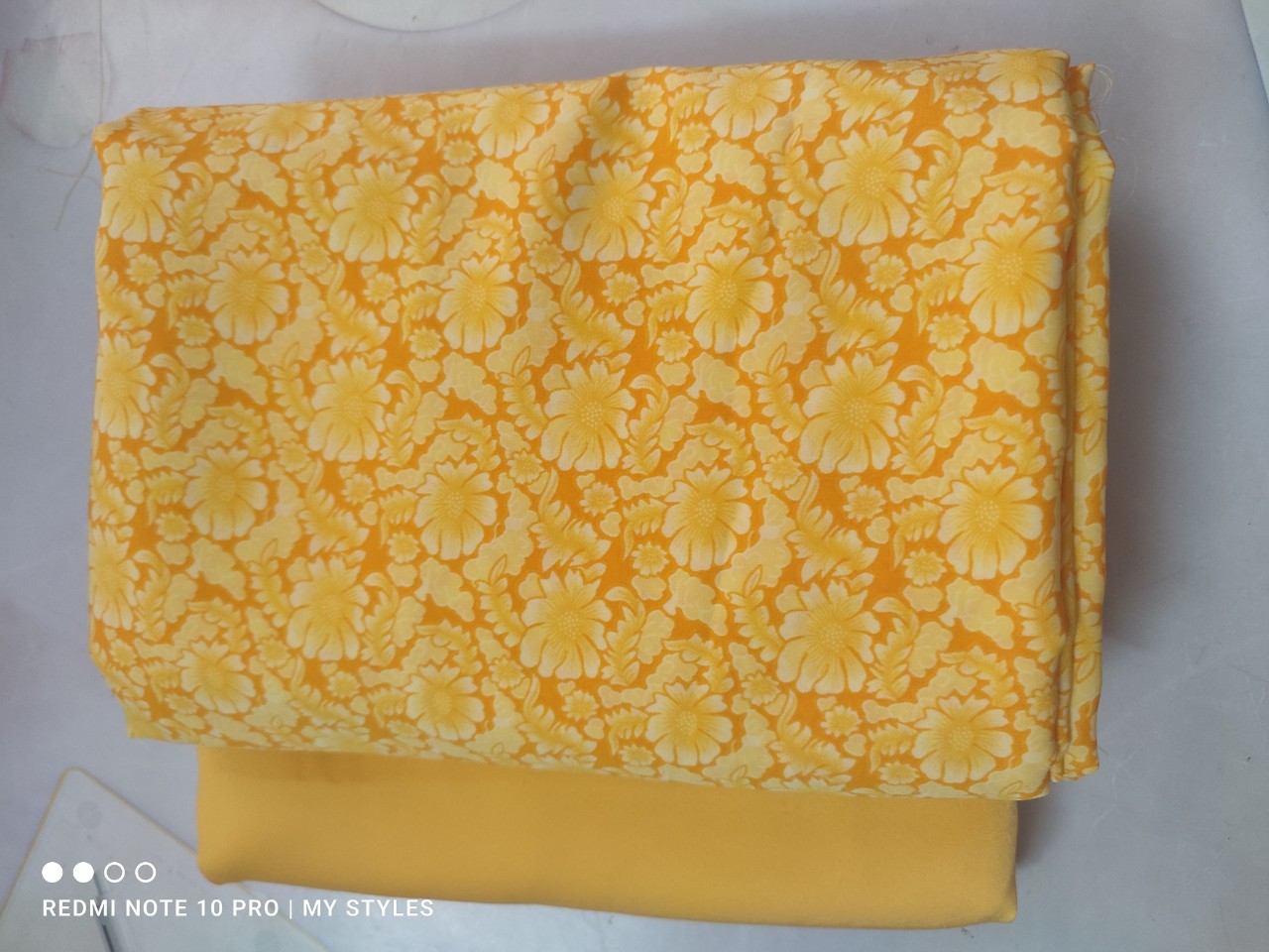 2m vải lụa lạnh, in hoa văn cỡ vừa giả gấm - lụa Mango chính phẩm