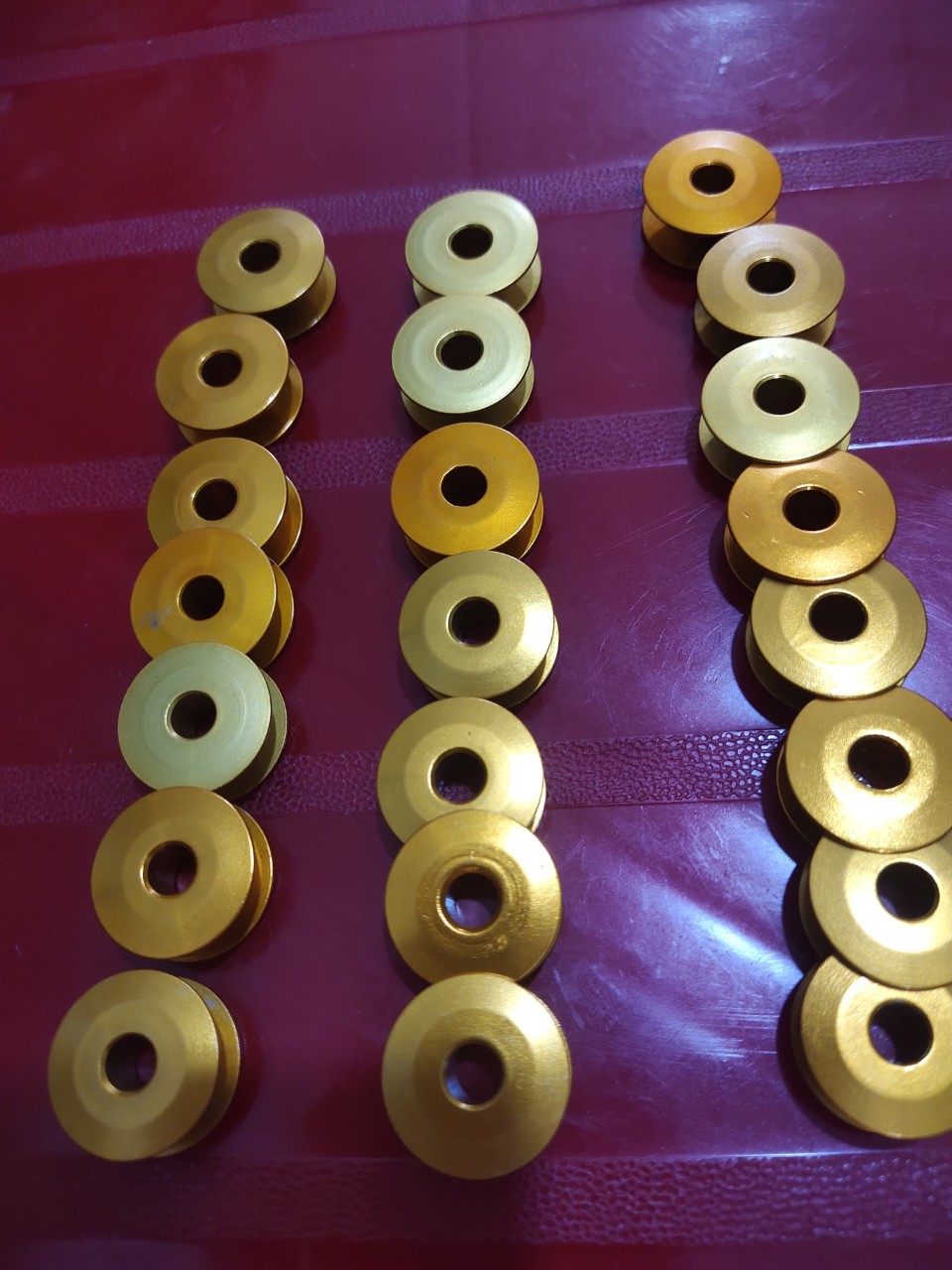 suốt máy may công nghiệp