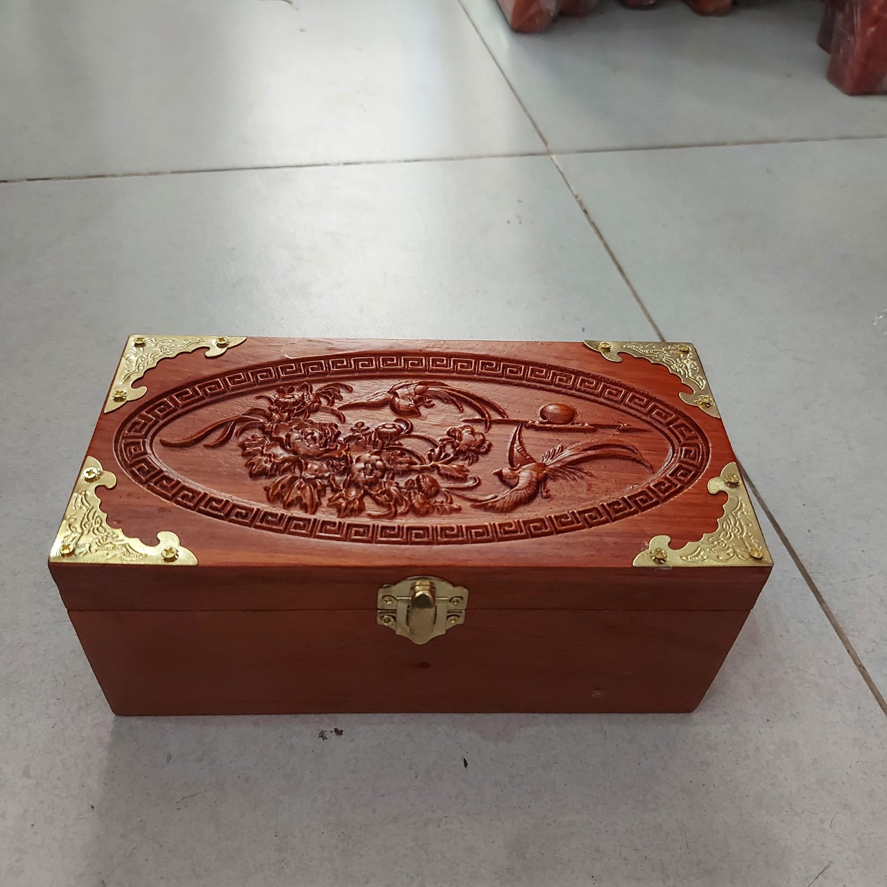 Hộp Tiết Kiệm, Trang Sức, Con Dấu, Gỗ Hương chạm khắc siêu đẹp ngang 20cm