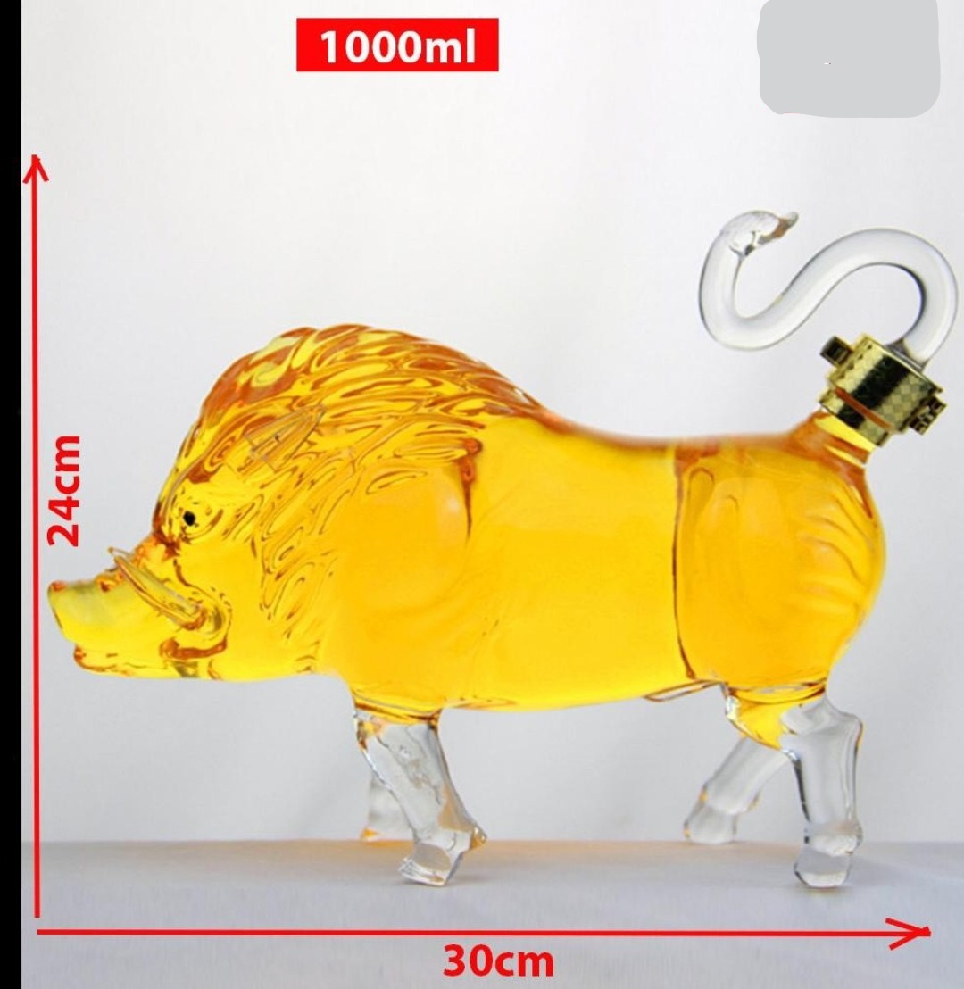 Bình đựng rượu thủy tinh hình con lợn Lòi