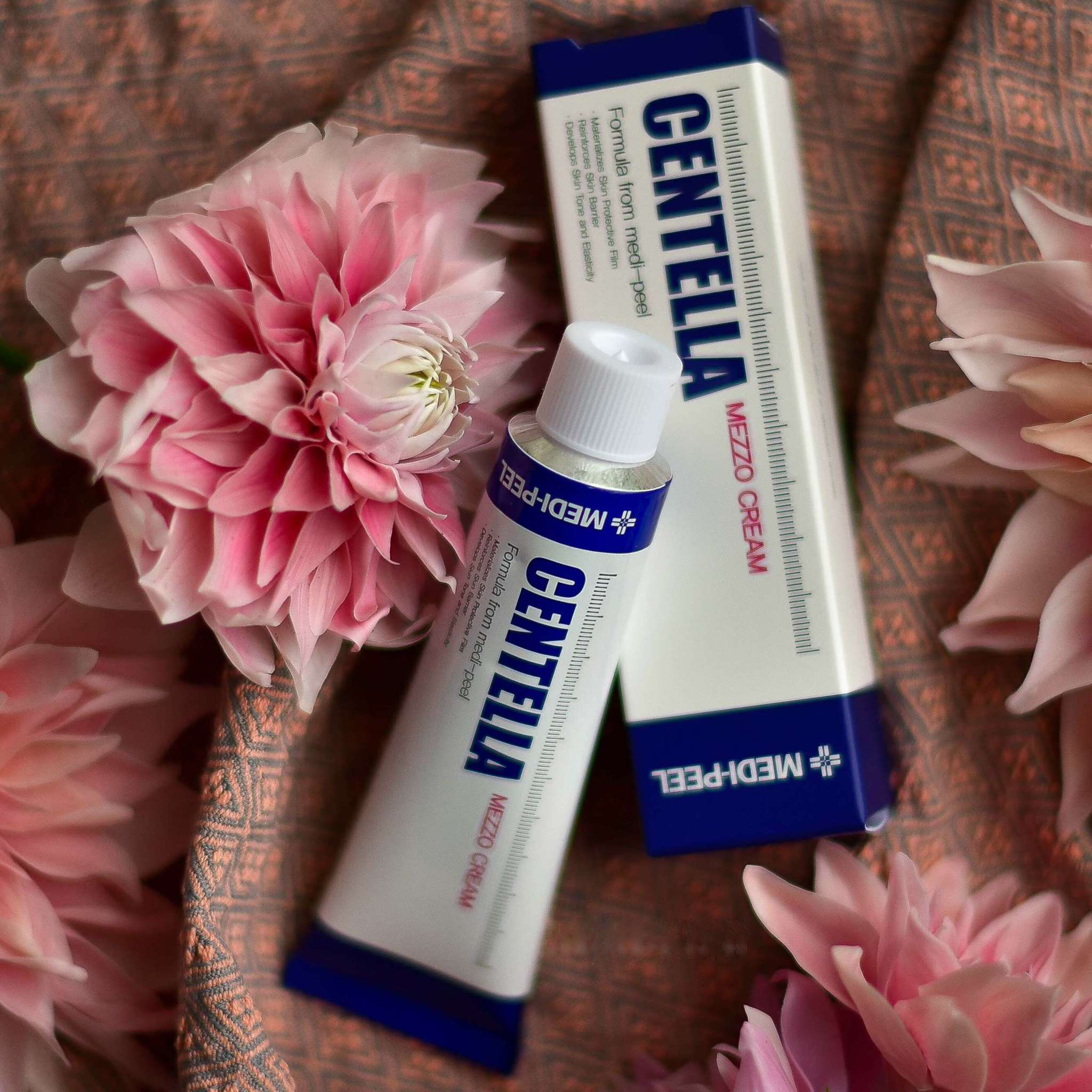 [HCM]Kem mụn Medi Peel Centella Mezzo Cream Hàn Quốc 30ml