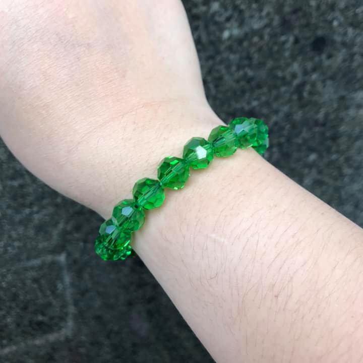 [HCM]VÒNG TAY PHA LÊ XANH LÁ HẠT 10LY