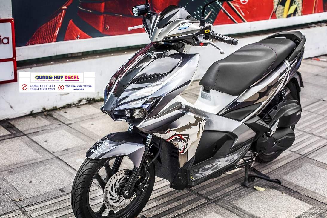 Tem trùm xe máy AIR BLADE độ thiết kế cá mập Shark bạc đen - chế tem xe máy AIR BLADE thiết kế theo yêu cầu - Tem xe máy AIR BLADE rẻ đẹp và chất