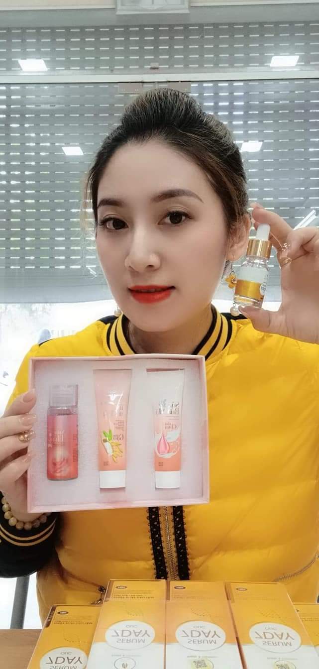 Bộ chăm sóc da 102 Olic 3 món ( nước thần. tẩy da chết. sữa rửa mặt)