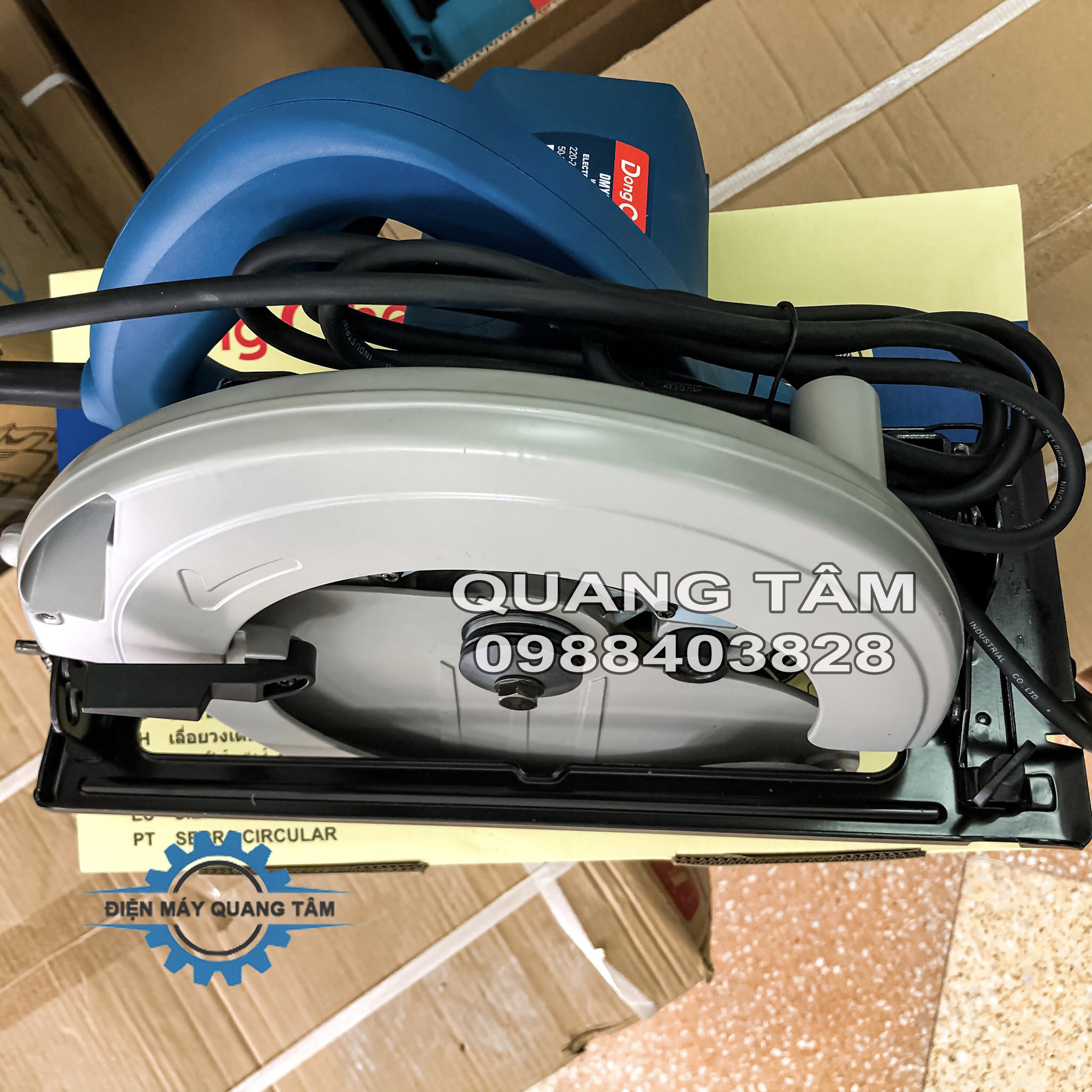 Máy Cưa Gỗ 235mm Dongcheng DMY02-235 [Chính Hãng]