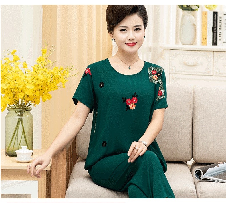 ĐỒ BỘ TRUNG NIÊN NỮ