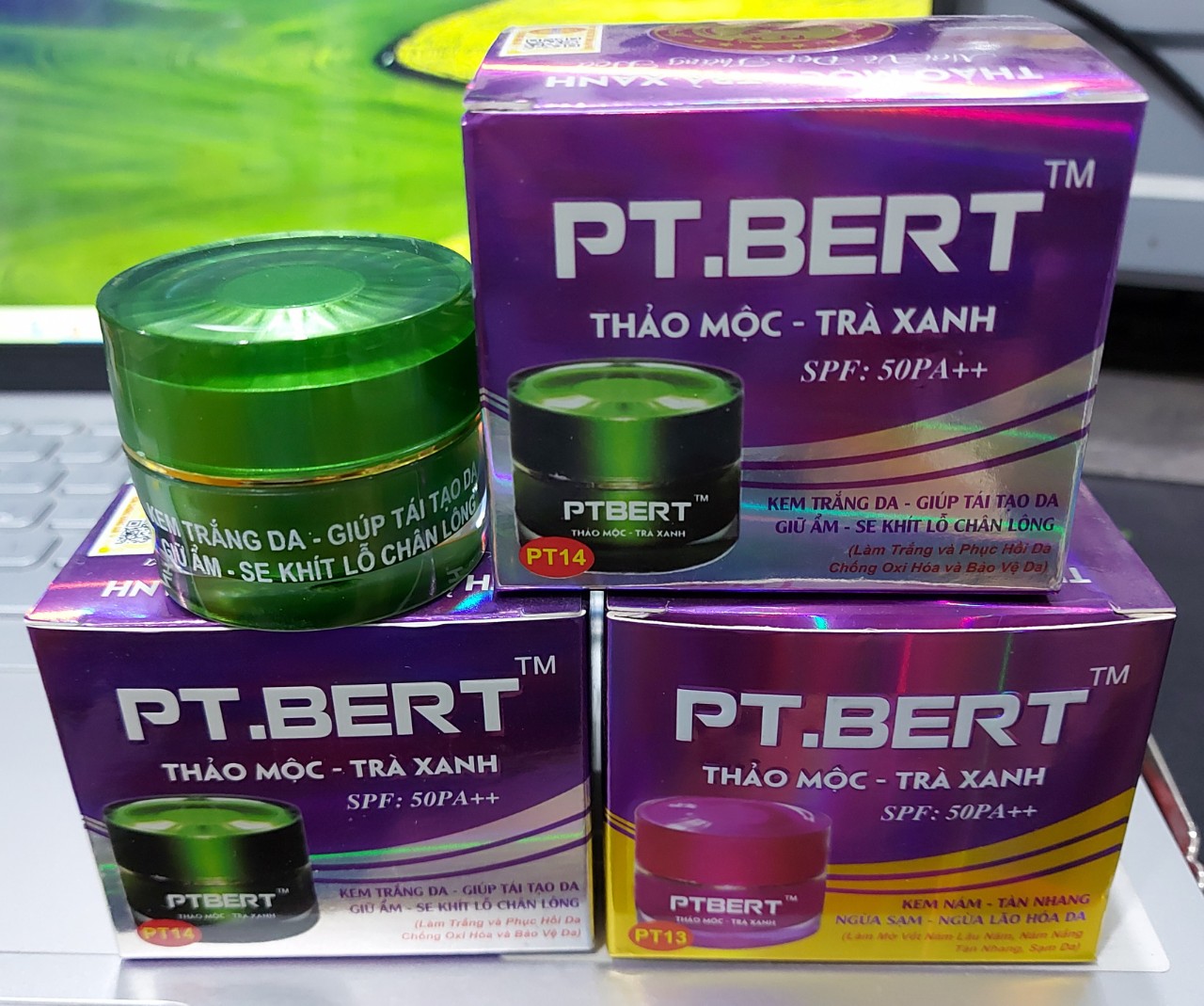 kem mụn,nám,trắng da,đồi mồi thảo mộc trà xanh pt.bert