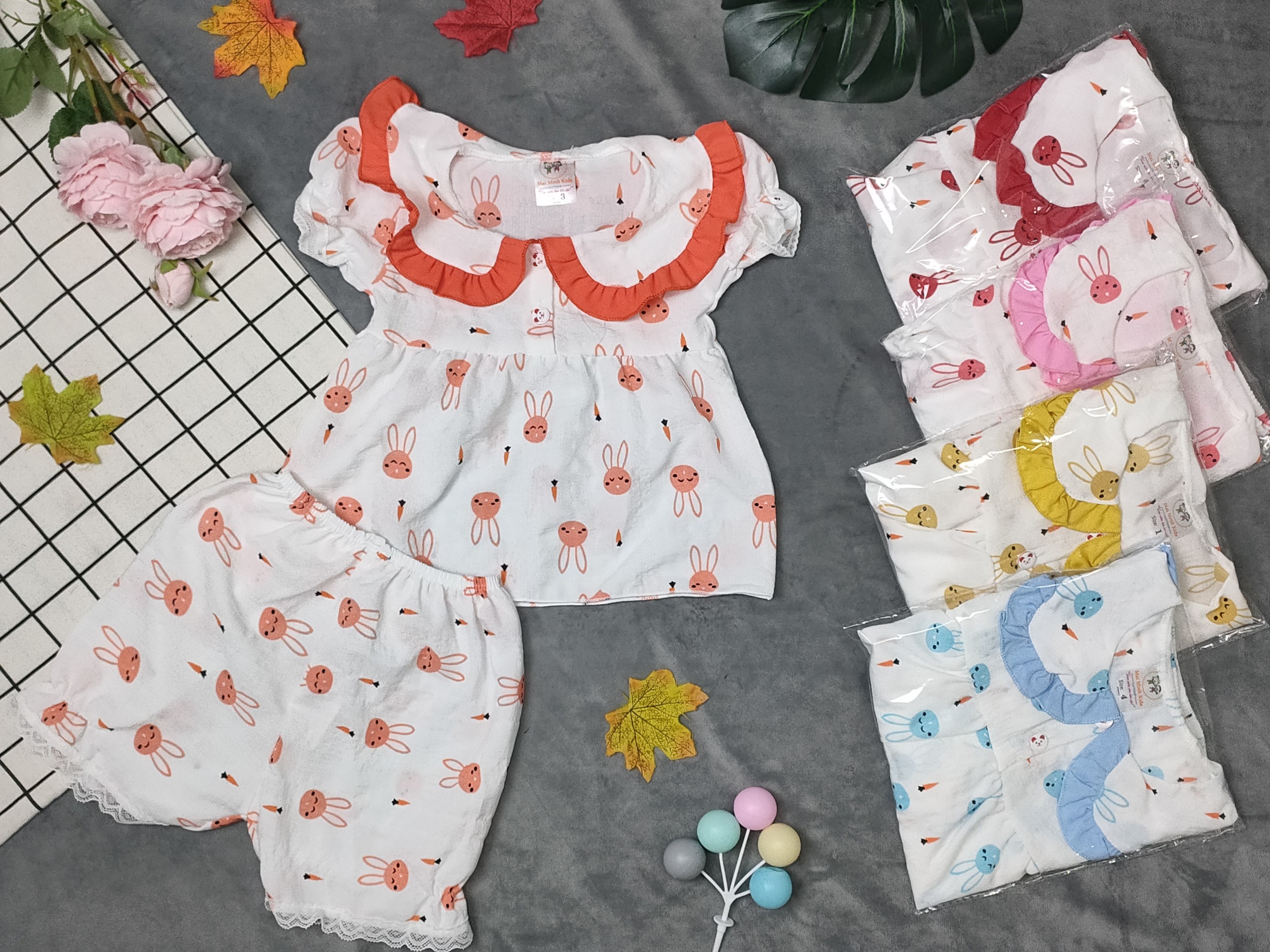 (3 bộ 3 màu 3 họa tiết khác nhau) Combo 3 Bộ Tơ Xốp Tay Ngắn  Bé (6-18kg)
