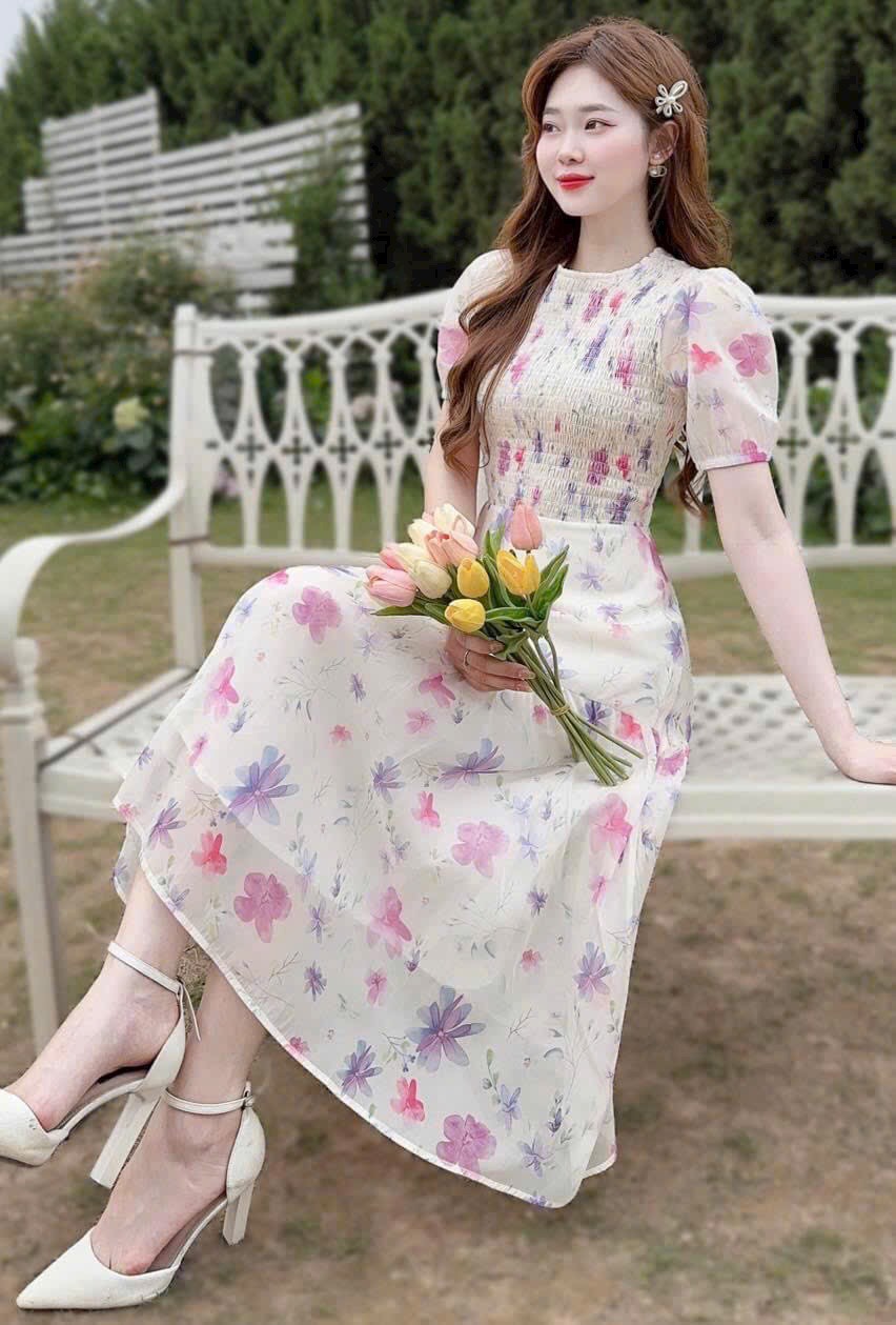Đầm xòe voan hoa mocking tay phồng cổ tròn