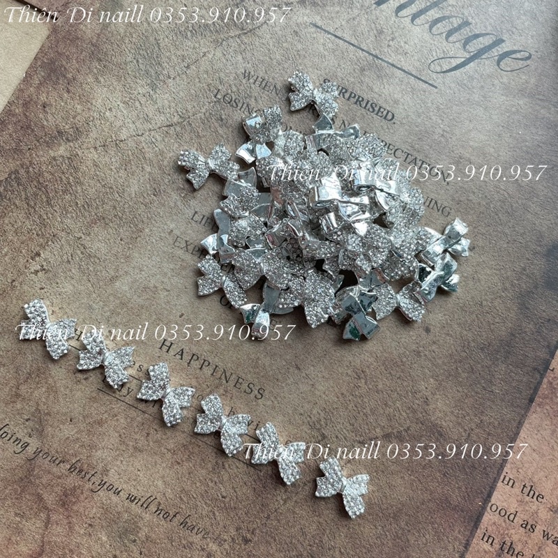 Cham đính móng tay - Nơ gắn móng xinh xắn MOON NAIL