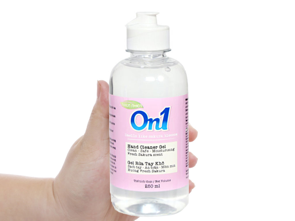 Gel rửa tay kho Lix On1 250ml