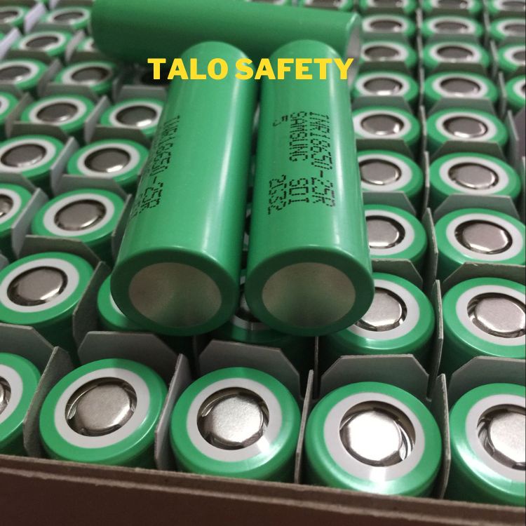 Pin Sạc18650 SS25R 18650 3.7v