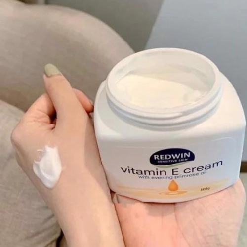 Kem Dưỡng Ẩm Đa Năng Redwin Vitamin E Cream - 300g