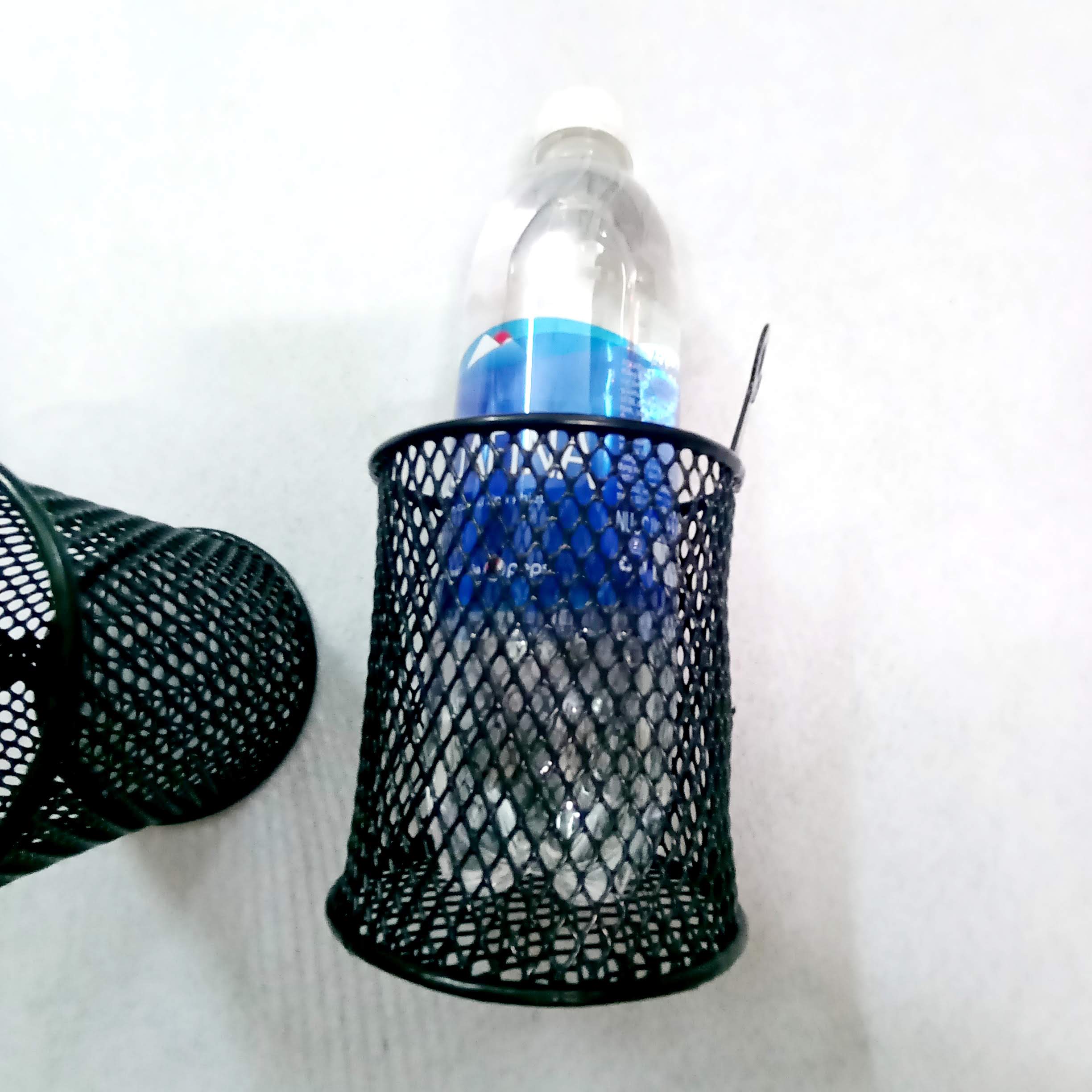 RỔ NHỎ ĐỰNG CHAI NƯỚC CHO XE MÁY
