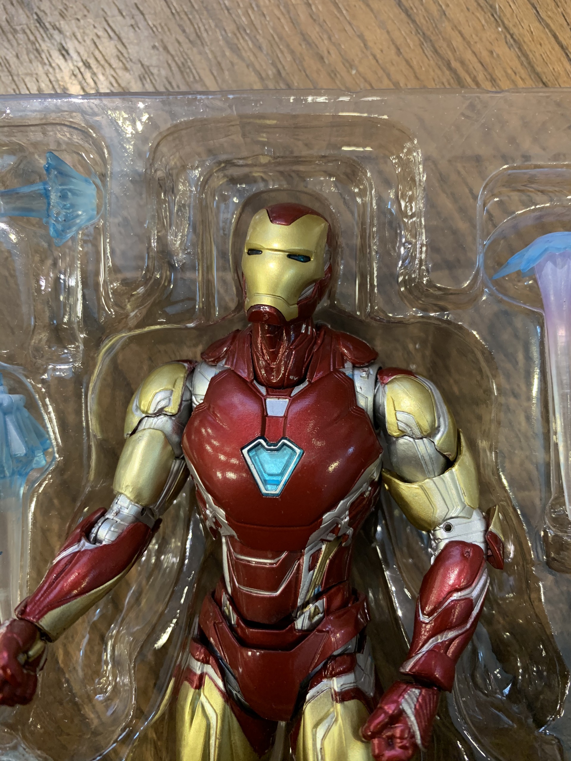 Mô hình nhân vật hành động khớp nối SHF Avengers K85 Iron Man hành động